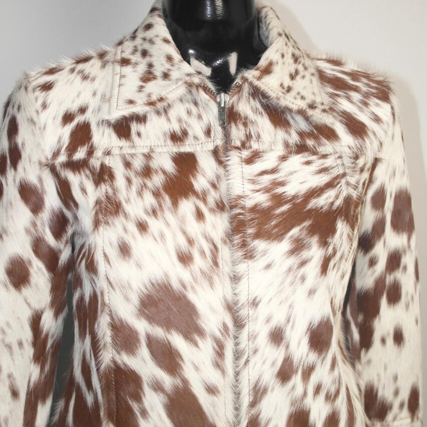 Western Cowhide Skirt and Jacket Set Cowgirl Chic Outfit Hair on Hide Cowgirl Clothing Western Style Elegance Complete Outfit Rustic Charm3
